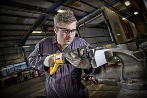 Σπαθοσέγα 1100W Dewalt DWE305PK-QS - Image 5