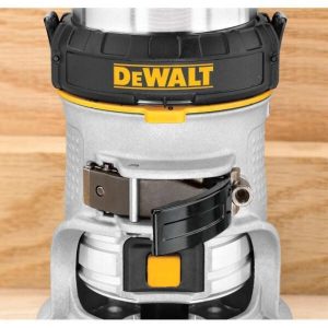 Κουρευτικό Περιθωρίων 900W 8mm Σταθερής Βάσης Dewalt D26200-QS - Image 4