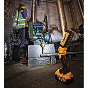 Dewalt DCL050 LED Φακός Χειρός 18V XR (Χωρίς Μπαταρία & Φορτιστή) - Image 4