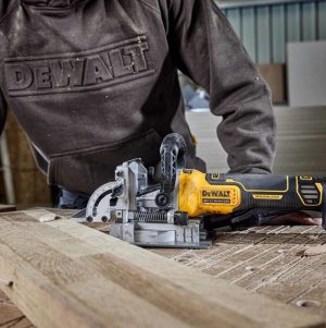Φρεζοκαβιλιέρα 18V 2x5Ah Dewalt DCW682P2 - Image 3