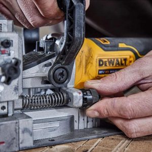 Φρεζοκαβιλιέρα 18V 2x5Ah Dewalt DCW682P2 - Image 4