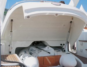Μοτέρ εμβόλου ηλεκτρικό με βάση ασημί 12V-1200Nm-450mm-IP65 UCS AV 4512 40582D made in ITALY - Image 3