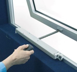 Ηλεκτρικό μοτέρ καδένας 220V-300Nm-300mm για παράθυρα και φεγγίτες Γκρί made in Italy UCS VEGA AC 40900K - Image 3