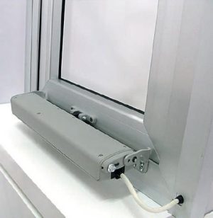 Ηλεκτρικό μοτέρ καδένας Μαύρο 220V-300Nm 0 εως 300mm για παράθυρα και φεγγίτες made in Italy UCS STILE R UCS 41559F - Image 3