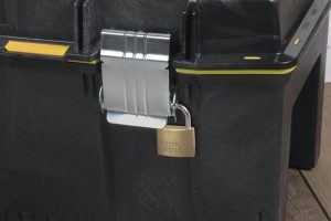 ΕΡΓΑΛΕΙΟΘΗΚΗ ΑΔΙΑΒΡΟΧΗ ΜΕ ΜΕΤΑΛΛΙΚΑ ΚΟΥΜΠΩΜΑΤΑ STANLEY FATMAX 1-93-935 - Image 4