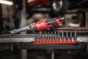 Shockwave Σέτ Μακριά καρυδάκια κρούσεως 1/4" με μπάρα ανάρτησης 12 τεμαχίων Milwaukee 4932480453 - Image 3