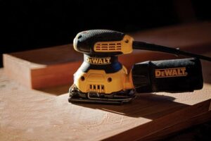Παλμικό Τριβείο Χούφτας 230Watt Dewalt DWE6411 - Image 5