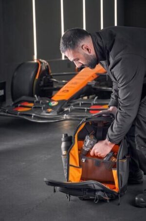 Σακίδιο-τσάντα πλάτης με ροδες  McLaren Edition Dewalt DWST60101-9 - Image 4