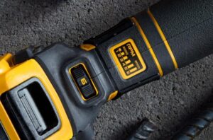 Γωνιακός Τροχός Μπαταρίας 18V/125mm Με Ρύθμηση Στροφών Brushless XR Flexvolt Advantage SOLO Χωρίς Μπαταρία & Φορτιστή Σε Χαρτόκουτο Dewalt DCG409VSN-XJ - Image 3