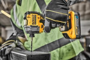 Σετ Κρουστικό Δραπανοκατσάβιδο Brushless 18V (DCD796) &ι Παλμικό Kατσαβίδι 18V (DCF887) Brushless 2×3,5Ah σε T-Stack Dewalt DCK2050S2T-QW - Image 5