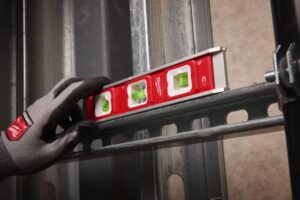 Αλφάδι Torpedo 23cm με φως Led Milwaukee 4932498742 - Image 3