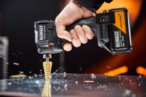 Παλμικό Κατσαβίδι Μπαταρίας 18V Li-Ion 206Nm Brushless σε Τ-Stak (2x5Ah) McLaren Edition Dewalt DCF86MP2T-QW - Image 3