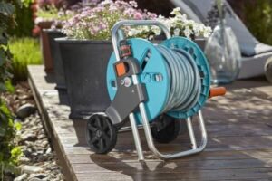 Σετ Καρούλι Λάστιχου Classic CleverRoll S 20m &Συνδέσμους Gardena 18502-35 - Image 4