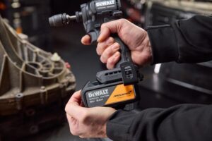 Παλμικό Κατσαβίδι Μπαταρίας 18V Li-Ion SOLO 206Nm Brushless σε Τ-Stak McLaren Edition Dewalt DCF86MNT-QW - Image 4